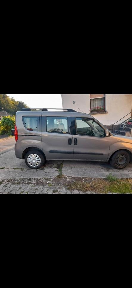 Opel Combo 2012 — interior