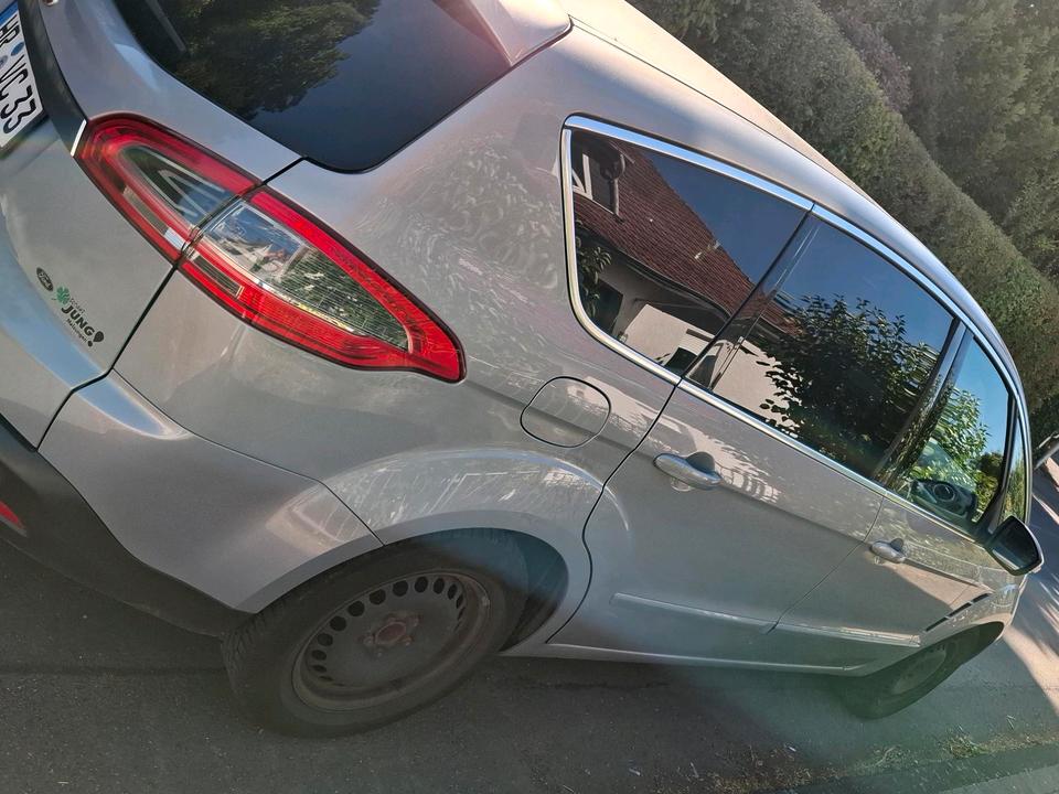 Ford S-Max 2010 — engine