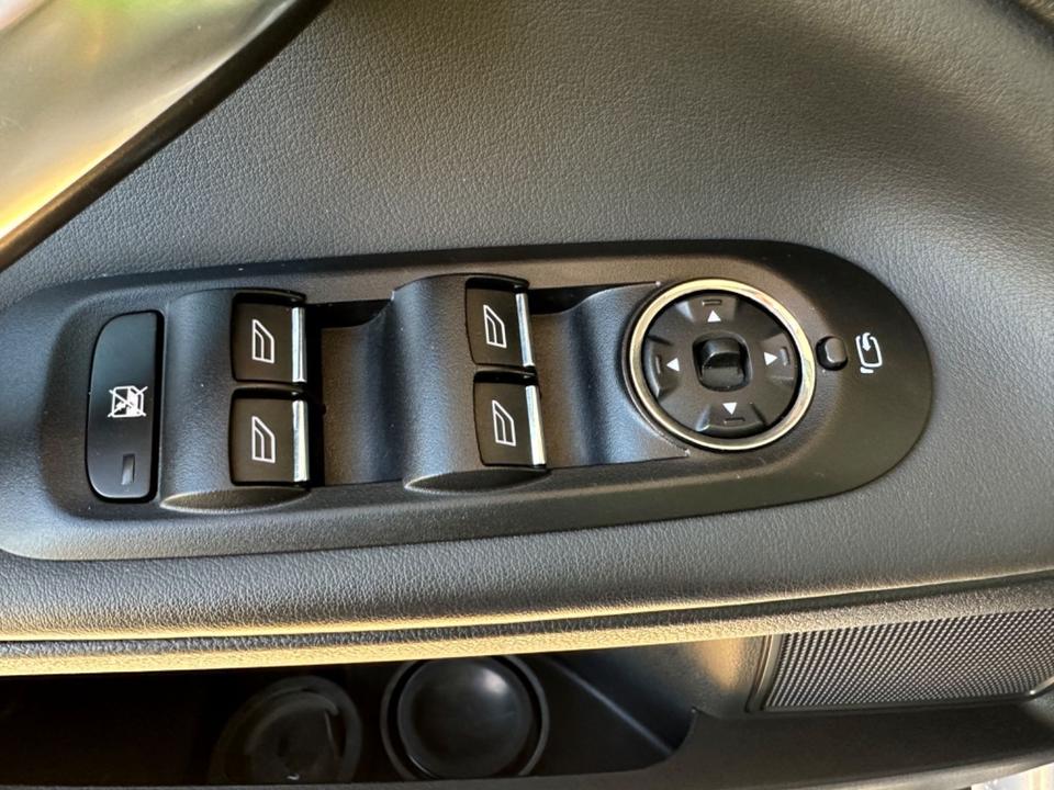 Ford Mondeo 2011 — photo 11