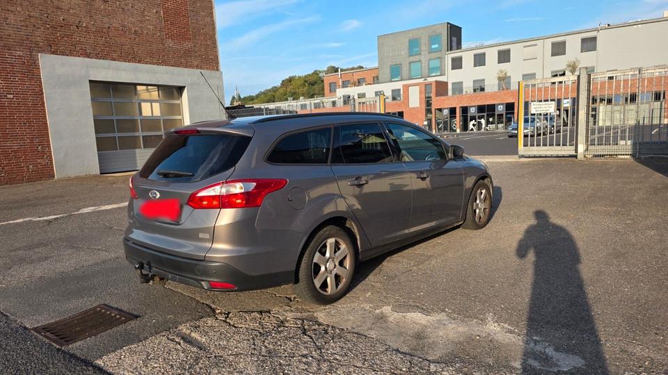 Ford Focus 2011 — photo 6