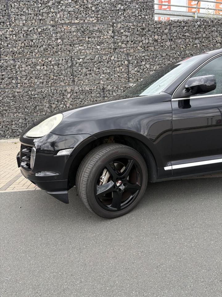 Porsche Cayenne 2008 — салон