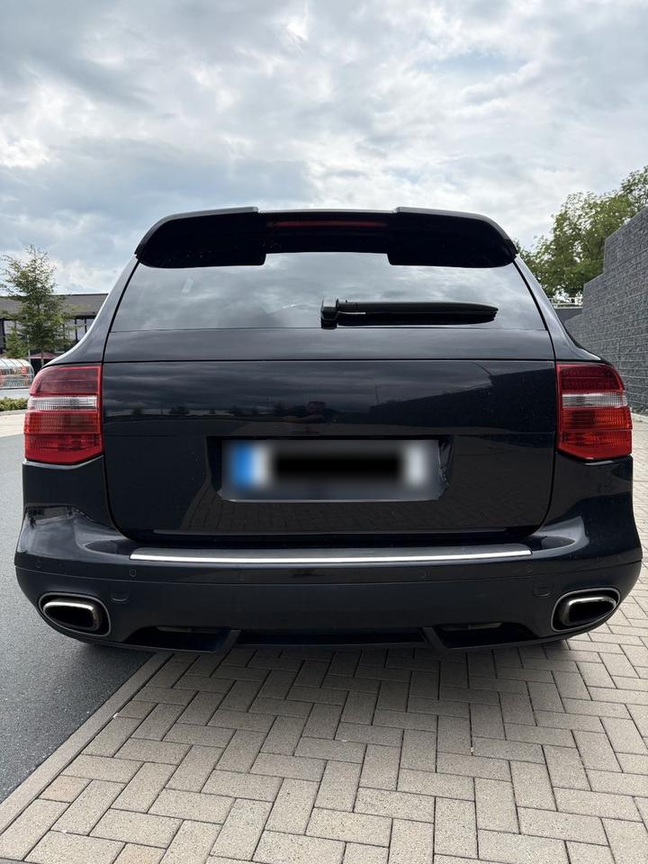 Porsche Cayenne 2008 — двигун