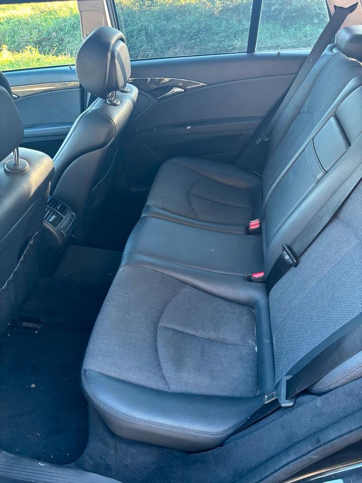 Mercedes Benz E 220 2007 — photo 16