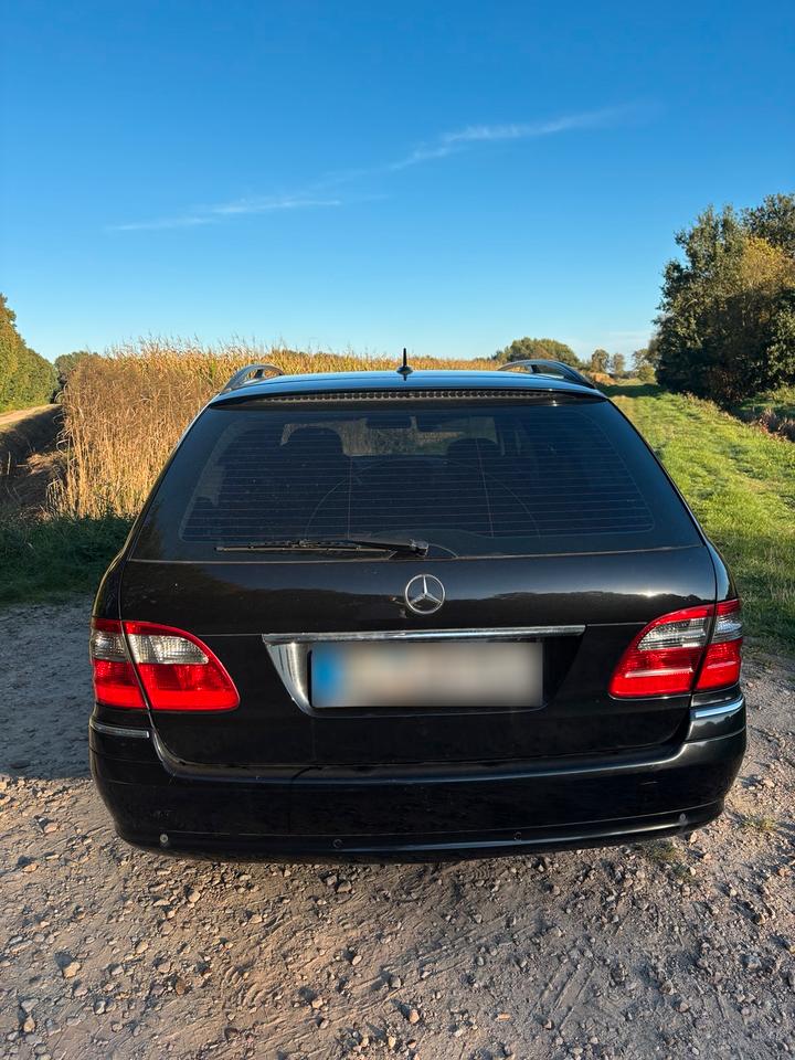 Mercedes Benz E 220 2007 — engine