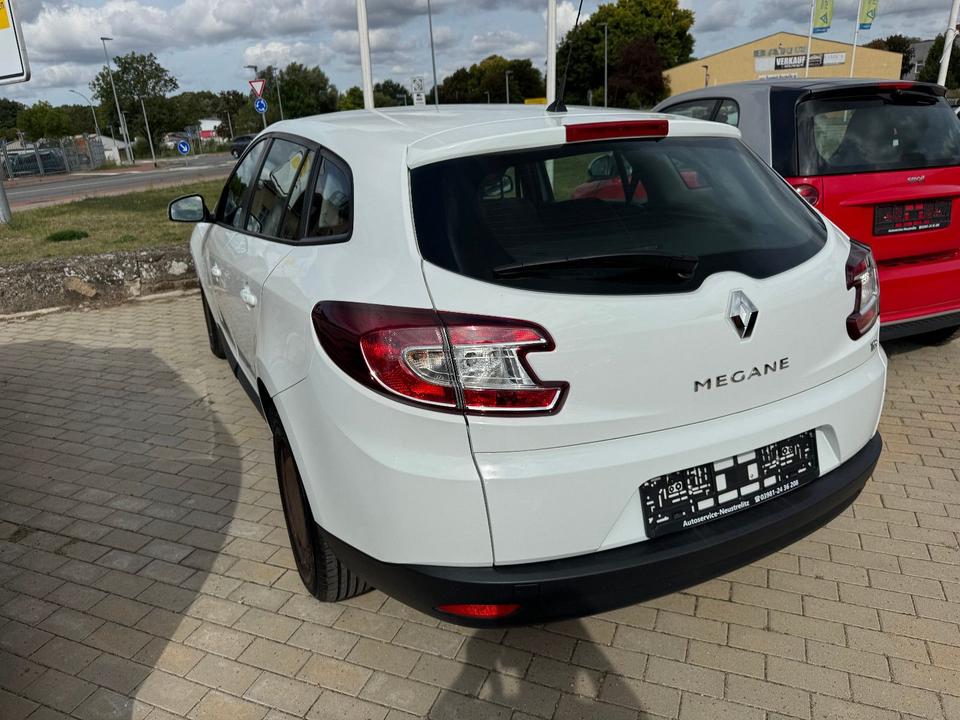 Renault Megane 2015 — photo 5