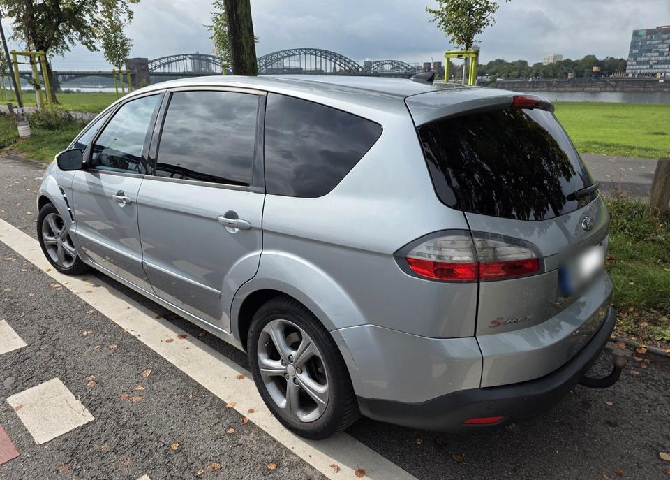 Ford S-Max 2009 — photo 10