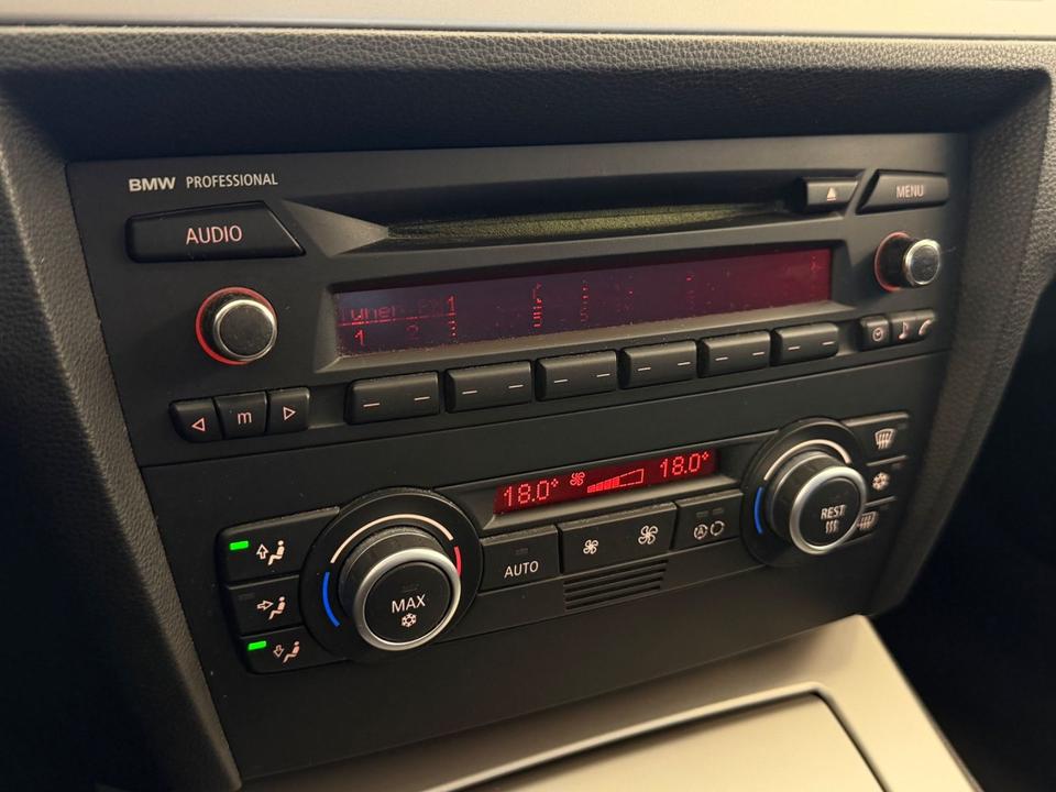 BMW 325 2007 — photo 10