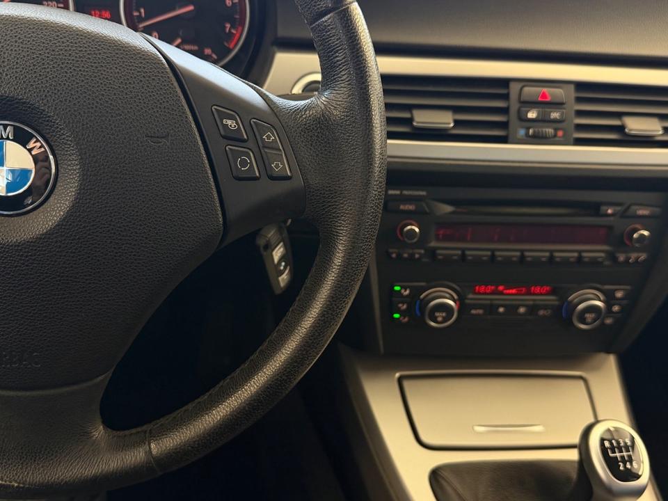 BMW 325 2007 — photo 11