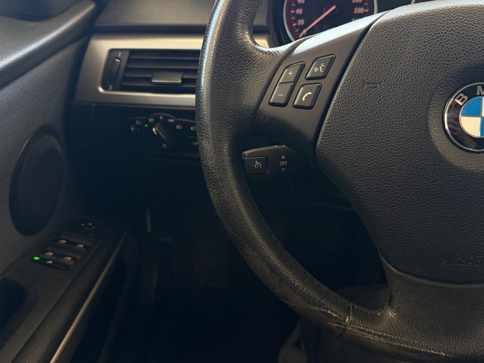BMW 325 2007 — photo 12