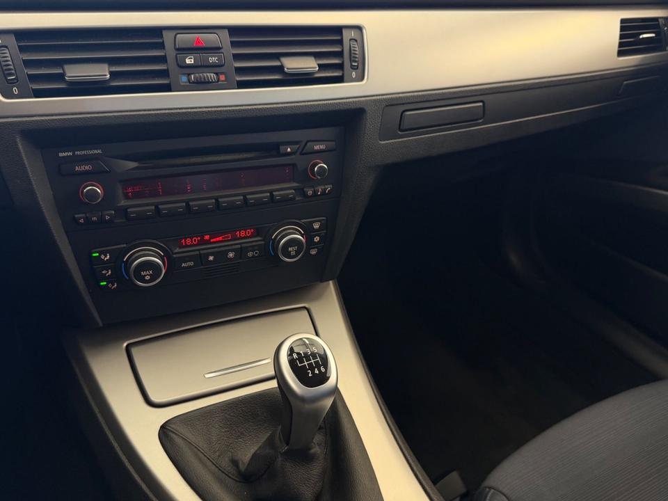 BMW 325 2007 — photo 14