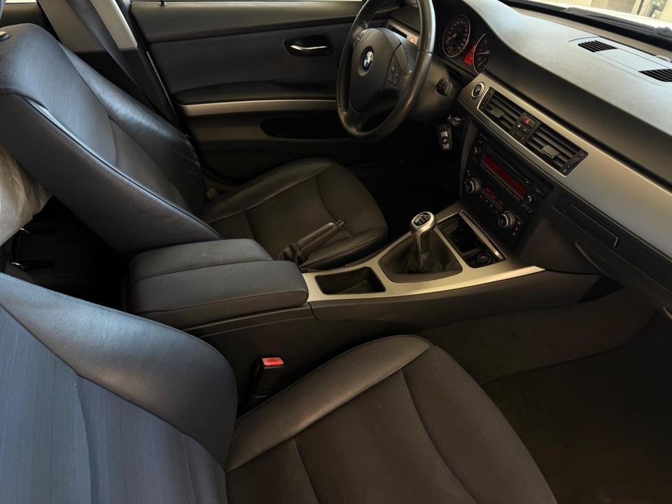 BMW 325 2007 — photo 5