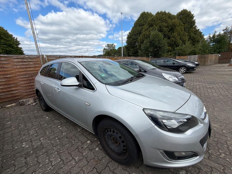 Opel Astra 2015 — photo 5