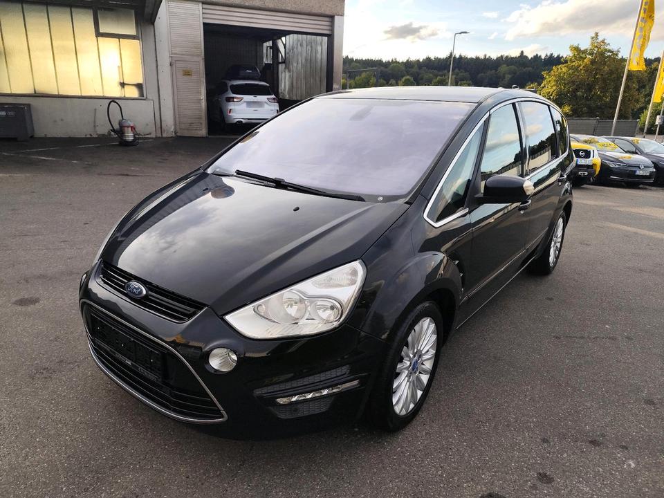 Ford S-Max 2011 — rear view