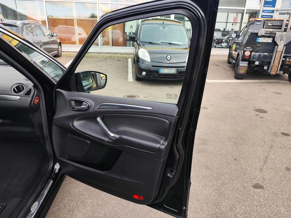Ford S-Max 2011 — photo 7