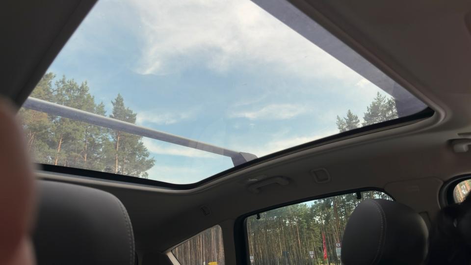 Ford S-Max 2011 — салон