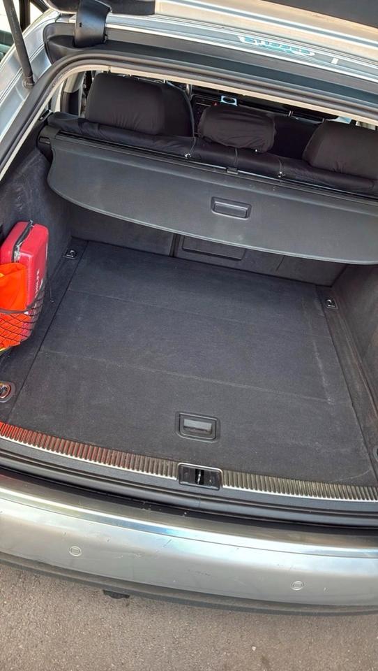 Audi A4 2004 — photo 6