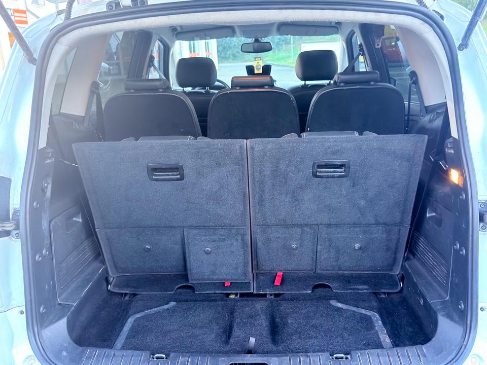 Ford S-Max 2008 — photo 11