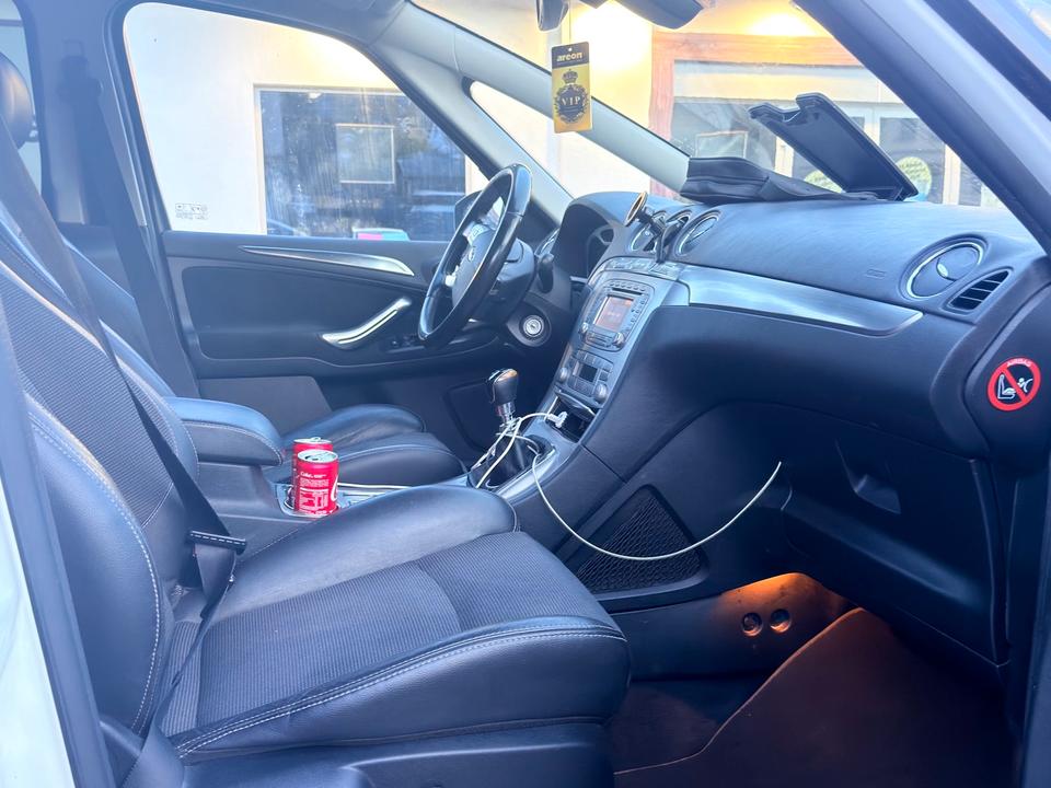 Ford S-Max 2008 — photo 8