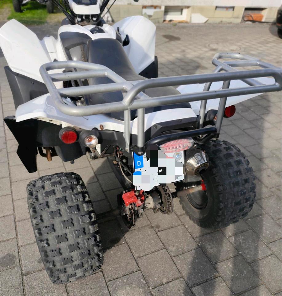  Adly Quad ATV 320 S - TÜV * NEU * 2013 — interior