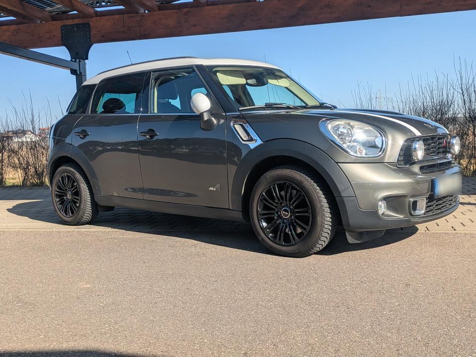 Mini Countryman S (Cooper) 2010 — vehicle for AFU Ukraine