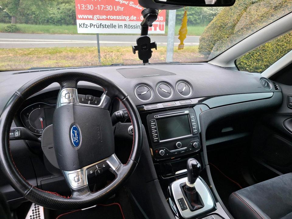 Ford C-Max 2013 — photo 7