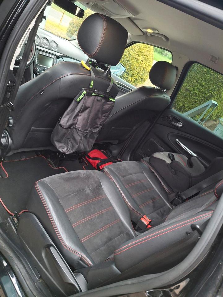 Ford C-Max 2013 — photo 8