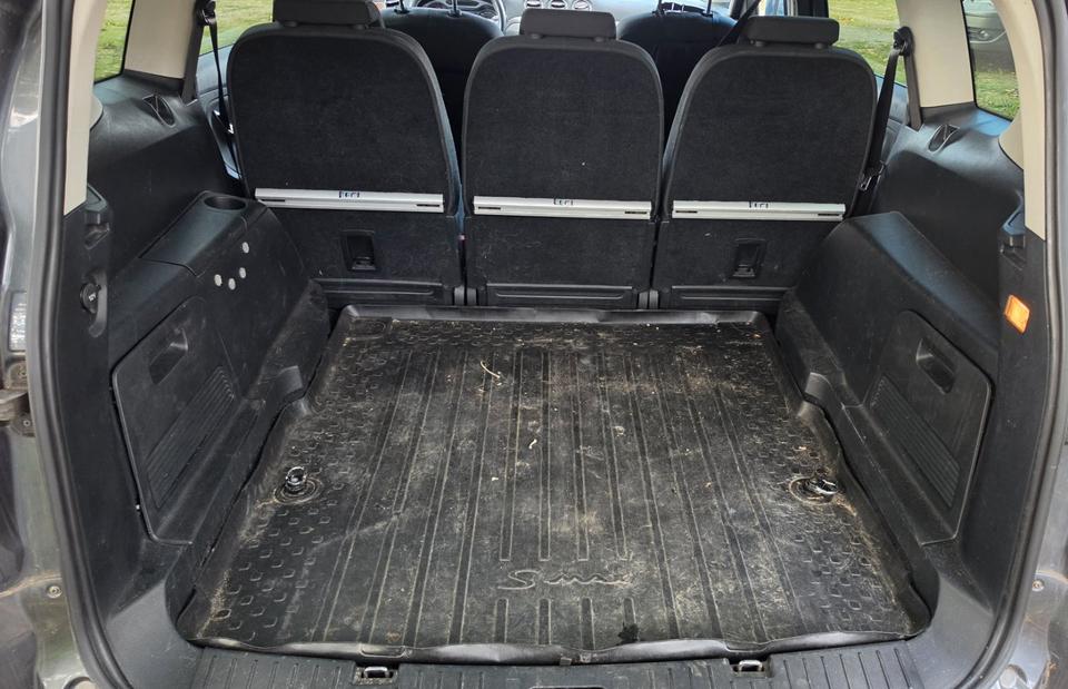 Ford S-Max 2008 — photo 14