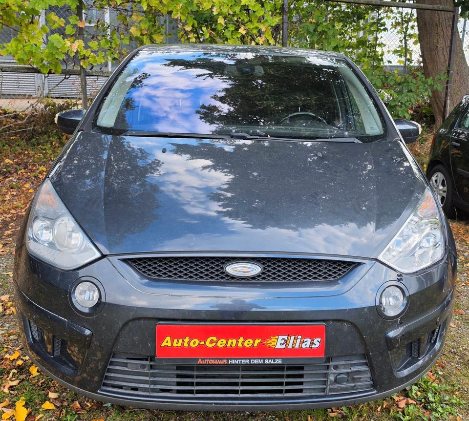 Ford S-Max 2008 — rear view