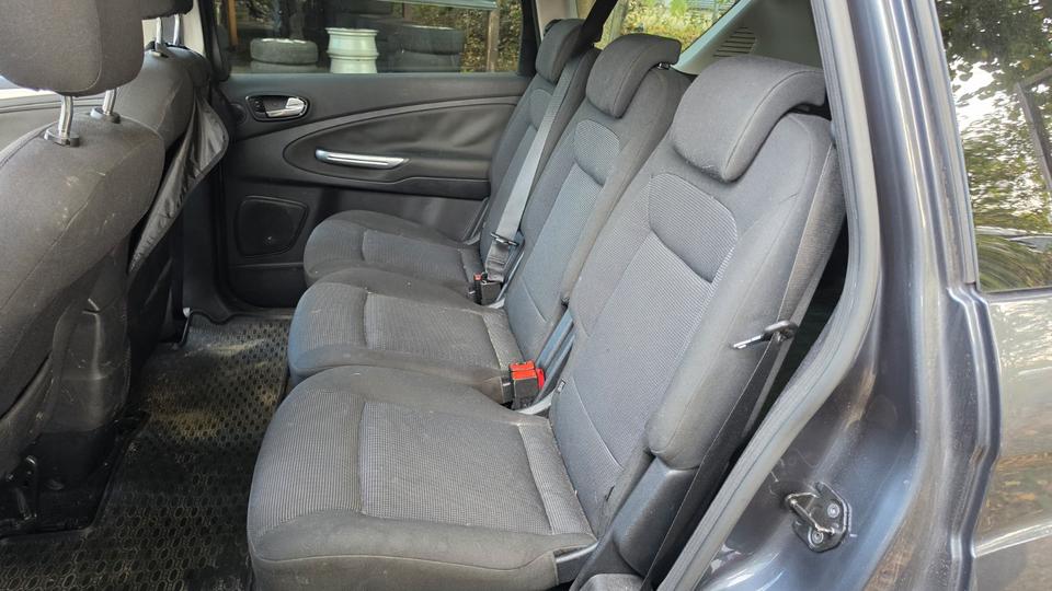 Ford S-Max 2008 — photo 9
