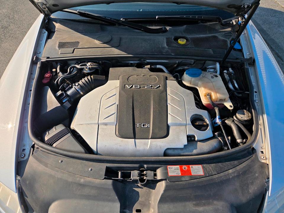 Audi A6 2009 — photo 9