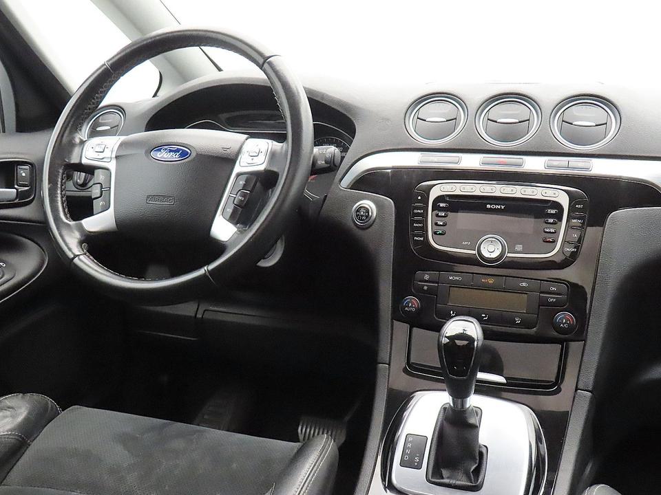 Ford S-Max 2015 — photo 11