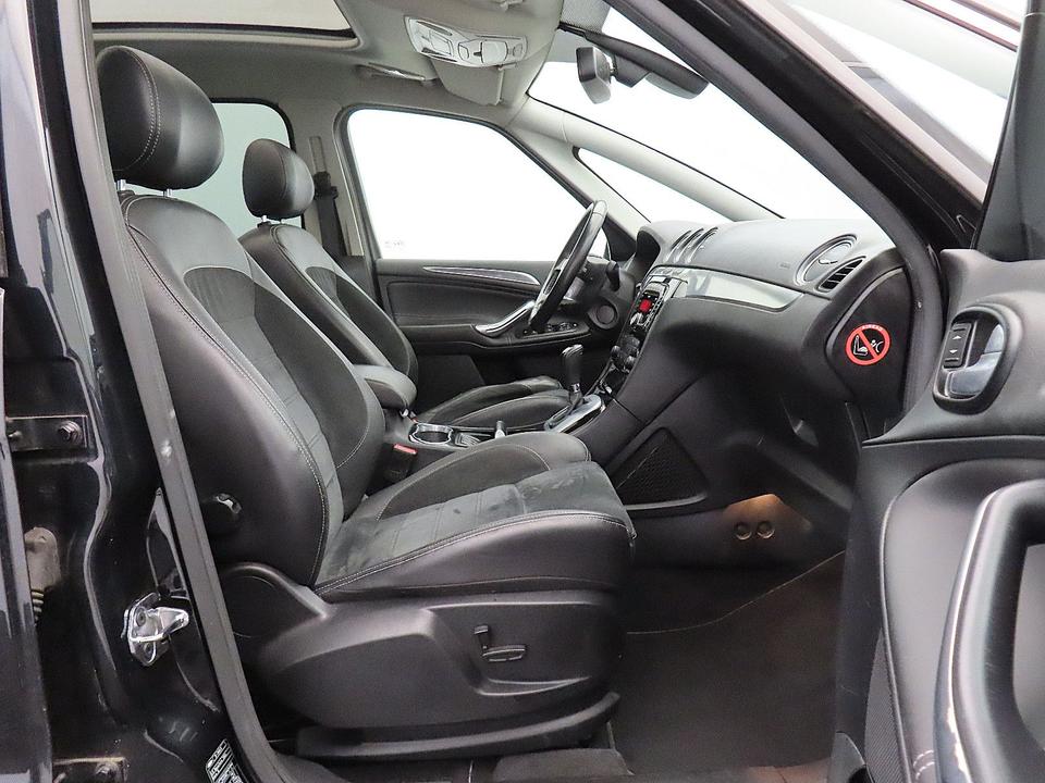 Ford S-Max 2015 — photo 28
