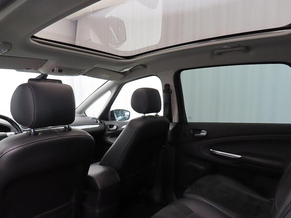 Ford S-Max 2015 — photo 34
