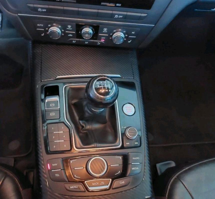 Audi A6 2011 — photo 10