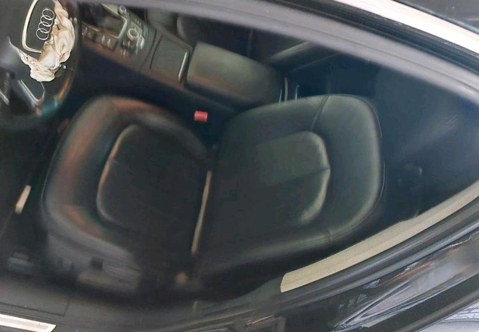 Audi A6 2011 — photo 8