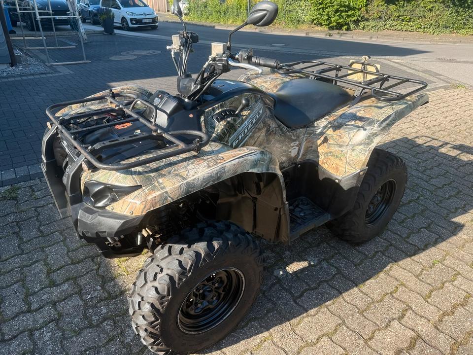Yamaha Grizzly 700 FM700FWA ATV Camouflage 2013 — вигляд ззаду