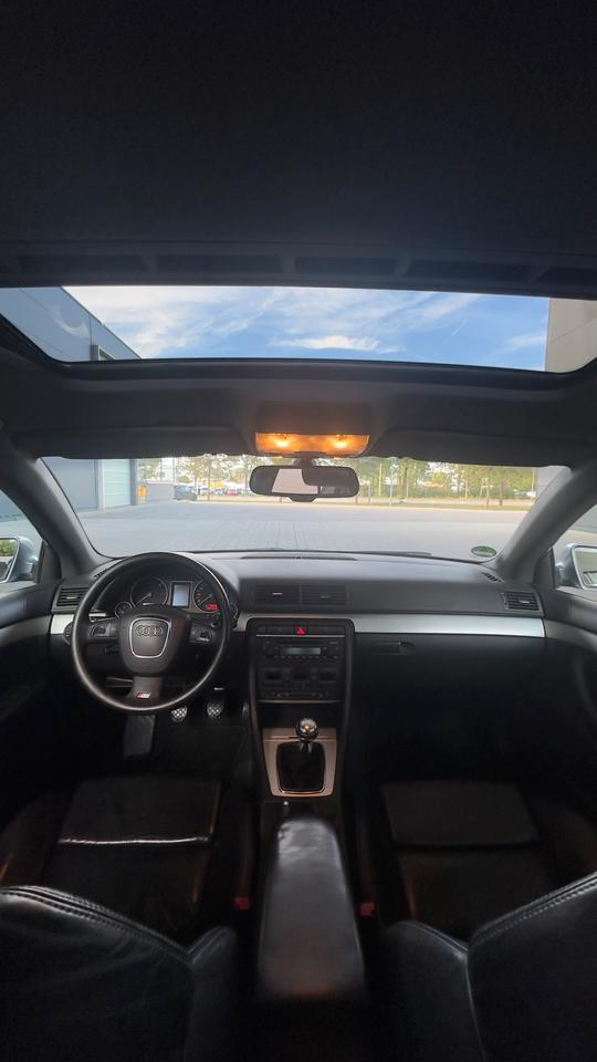 Audi A4 2005 — photo 13
