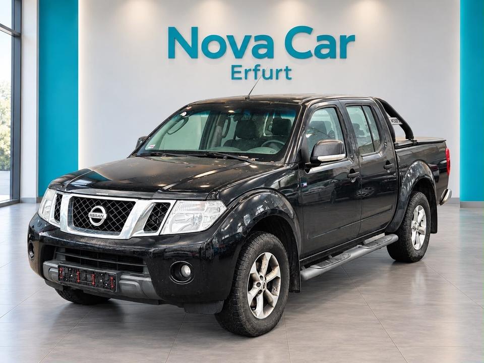 Nissan Navara 2013 — салон
