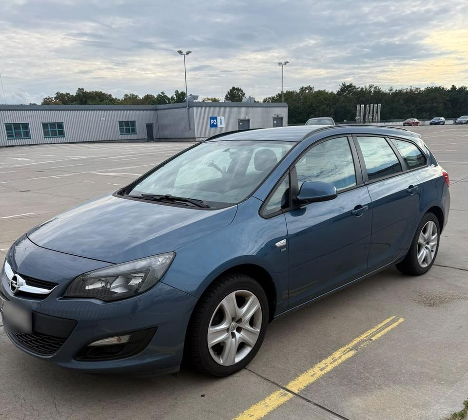 Opel Astra 2014 — авто для ЗСУ з Європи