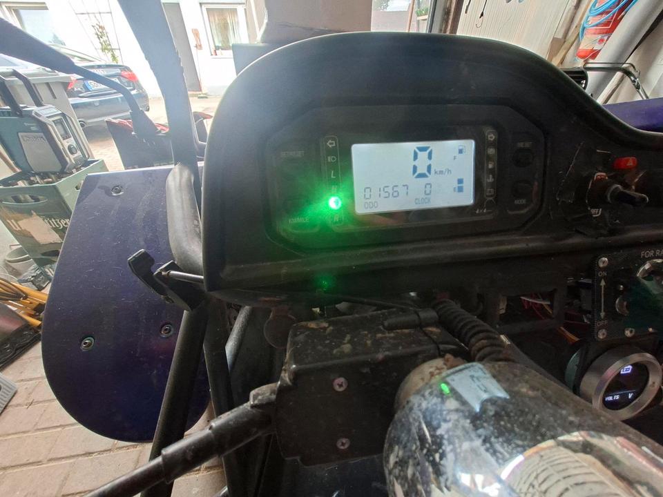  Strandbuggy 500ccm CFmoto 500 2012 — interior