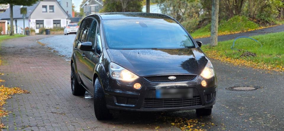 Ford S-Max 2008 — rear view