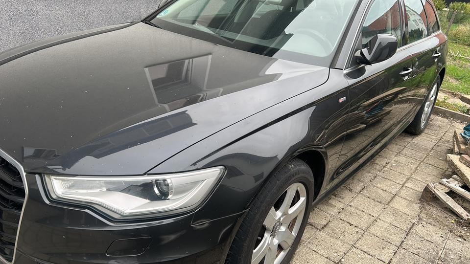 Audi A6 2011 — rear view
