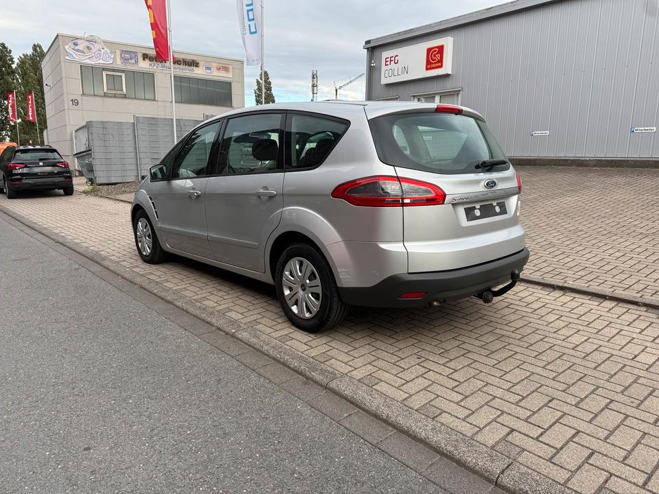 Ford S-Max 2012 — двигун