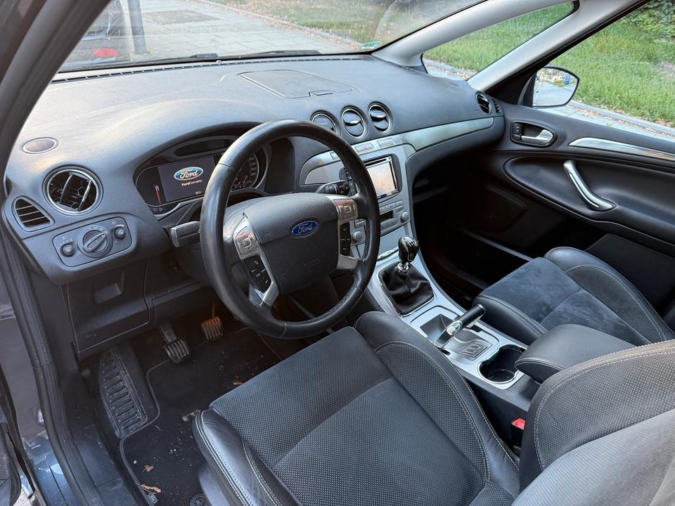 Ford S-Max 2009 — photo 6