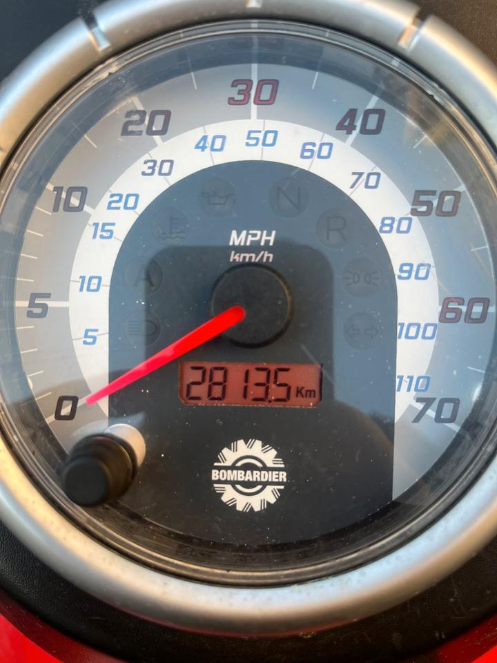  Quad/ATV Bombadier Outlander MAX 400 2005 — interior