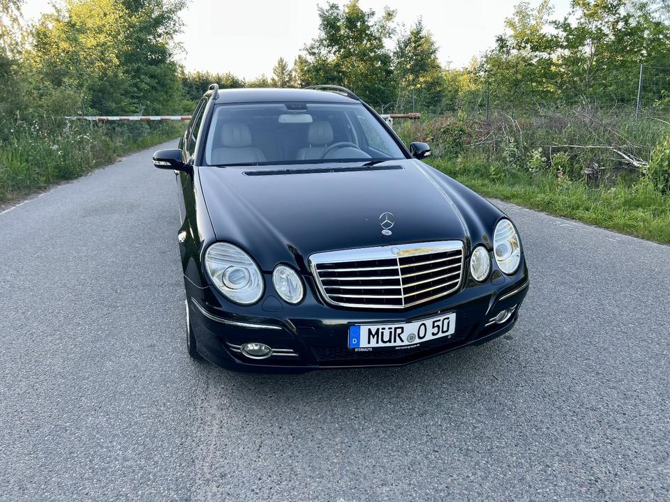 Mercedes Benz E 320 2006 — interior