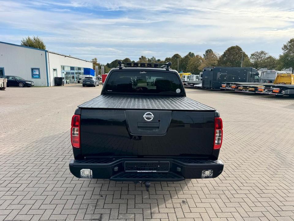 Nissan Navara 2011 — photo 8