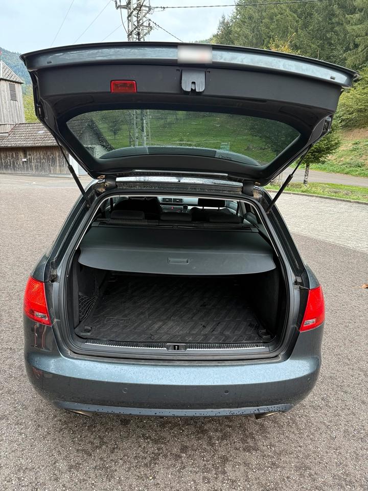 Audi A4 2006 — photo 6