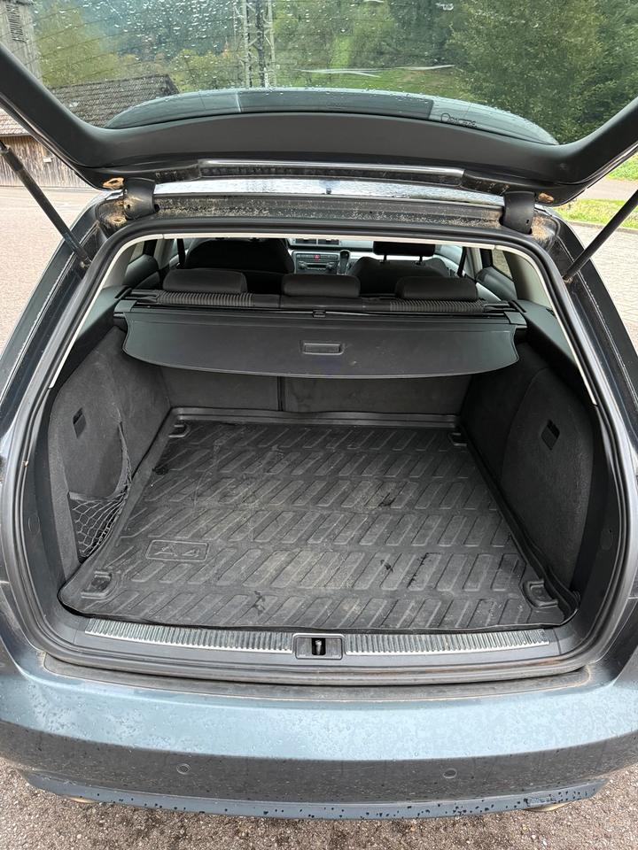 Audi A4 2006 — photo 7