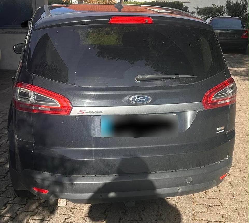 Ford S-Max 2011 — engine